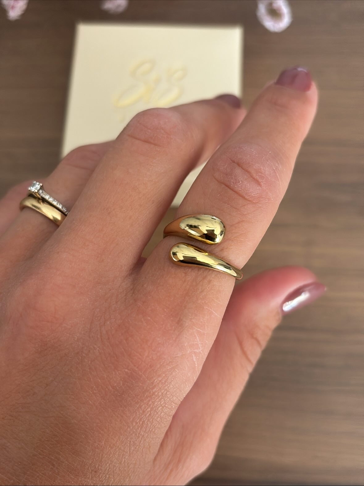 Anello gocce contrariè