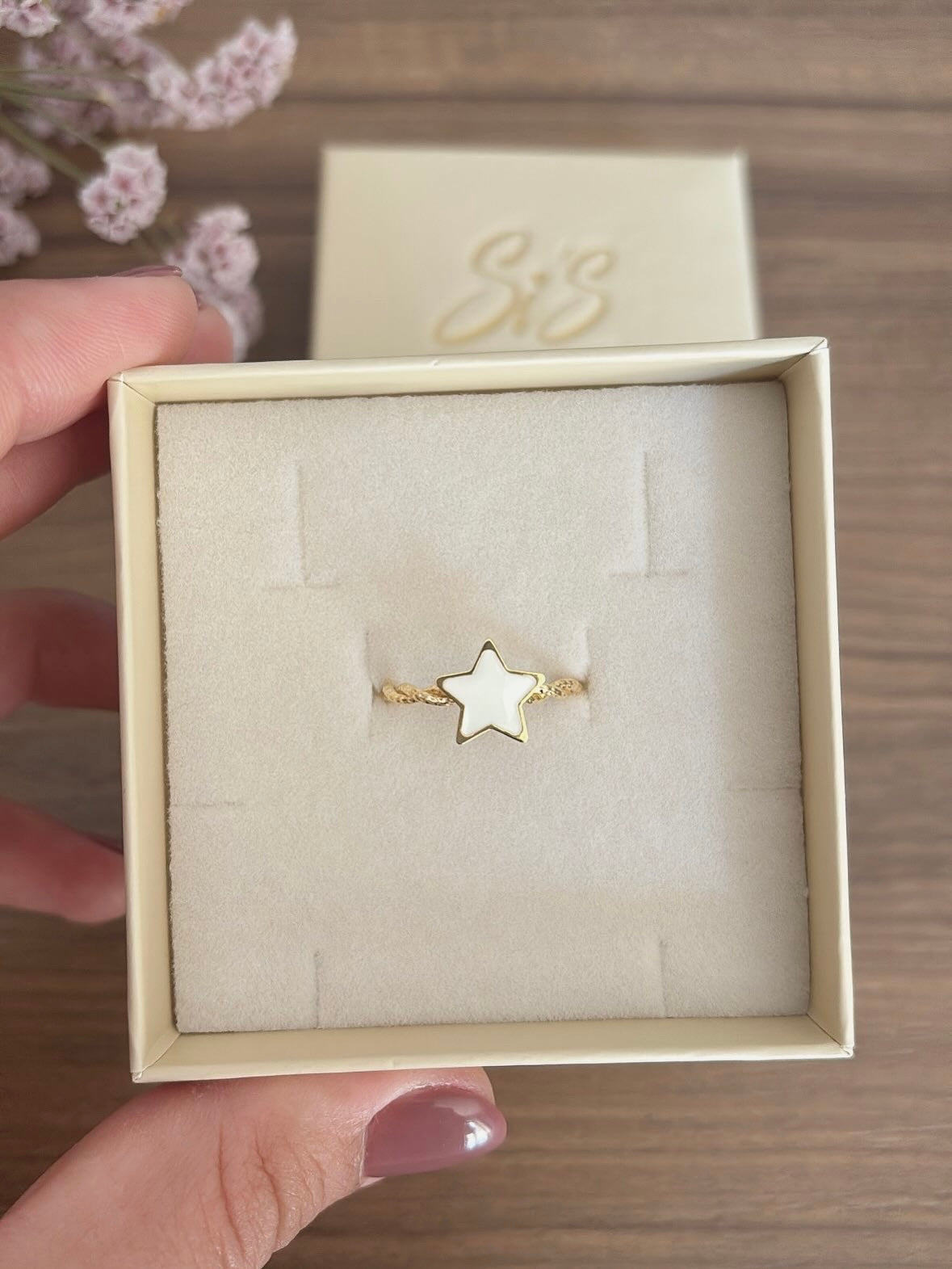 Anello torchon con stella smaltata