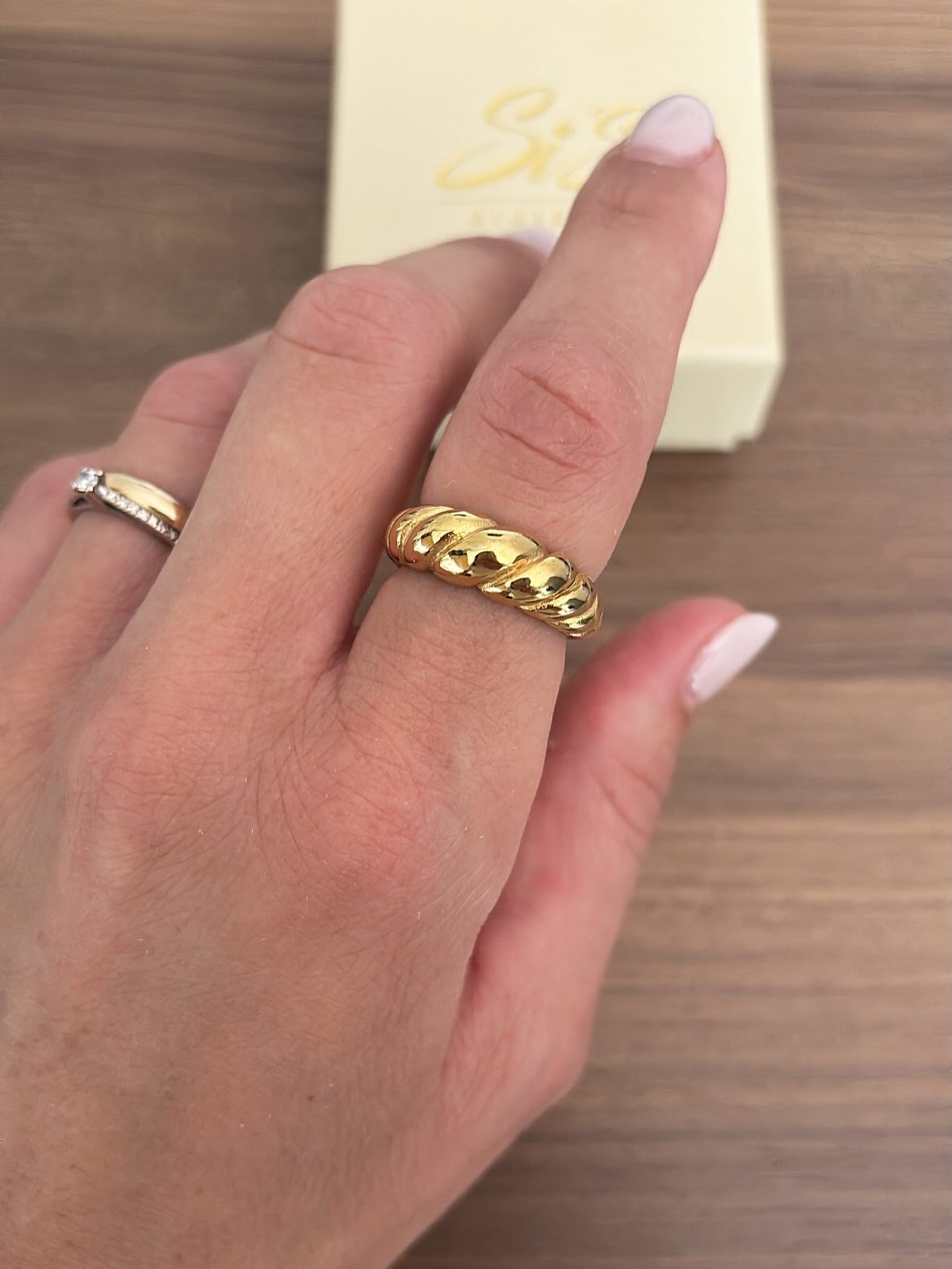Anello treccia