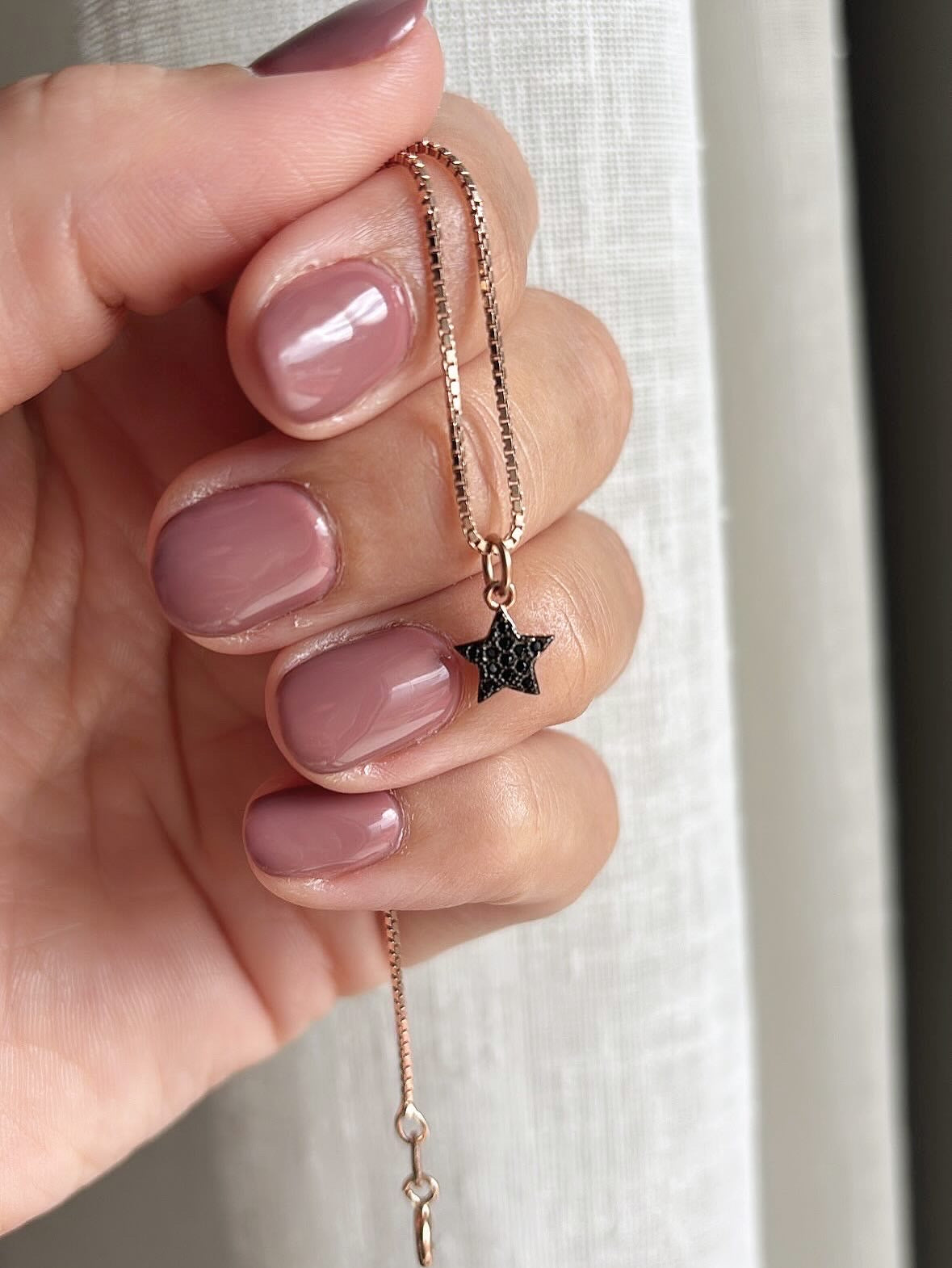 Bracciale stella zirconi neri