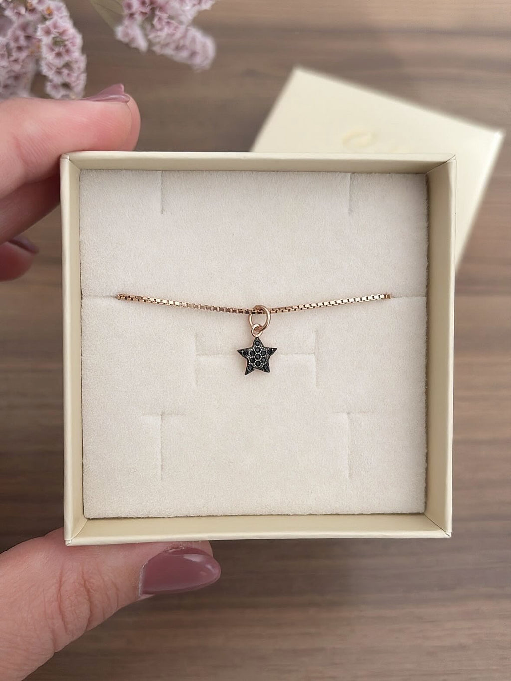 Bracciale stella zirconi neri