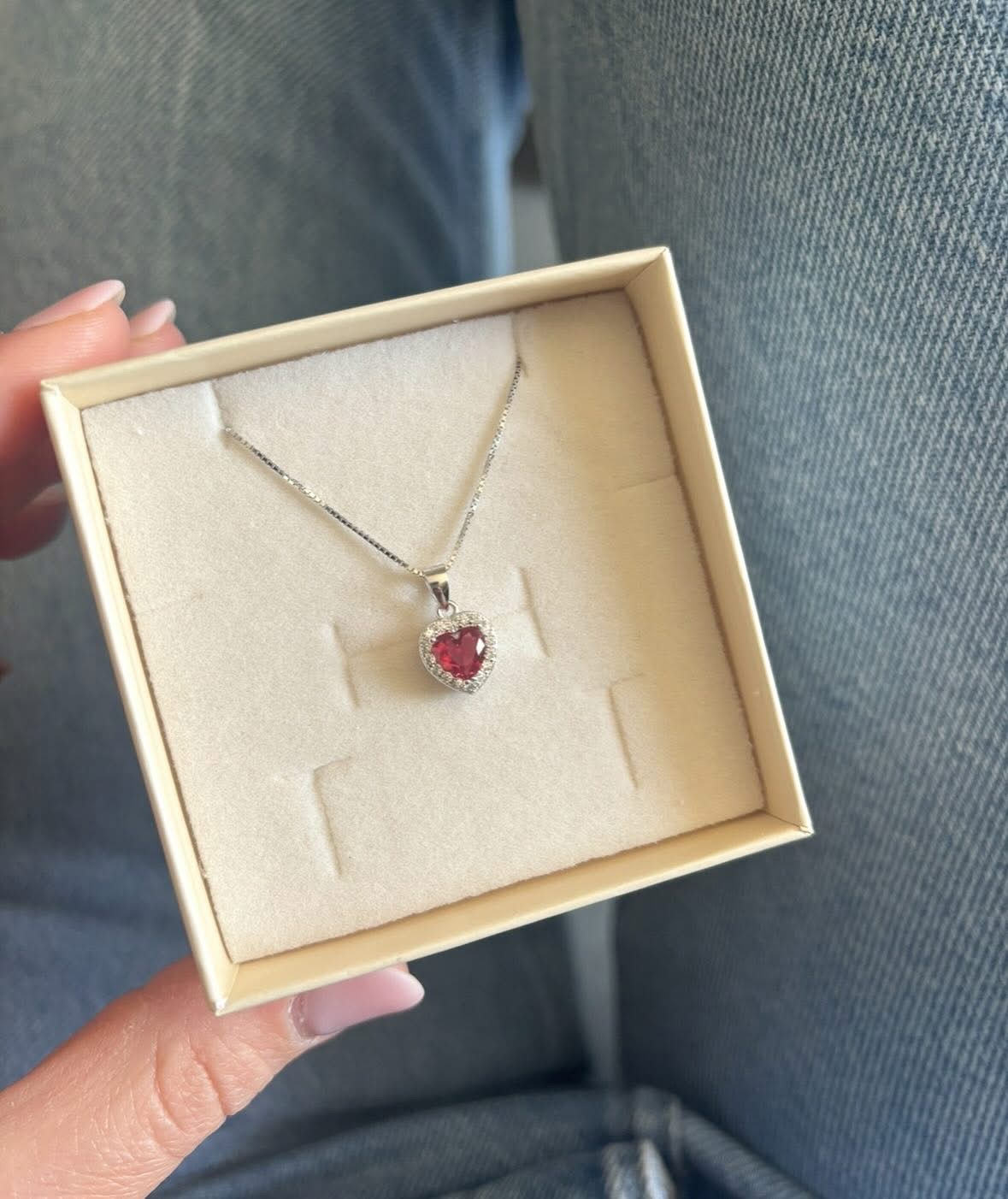 Collana cuoricino incorniciato