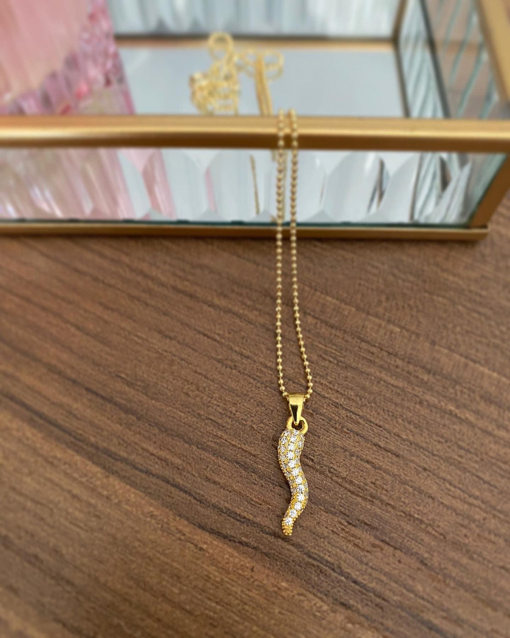 Collana corno zirconato