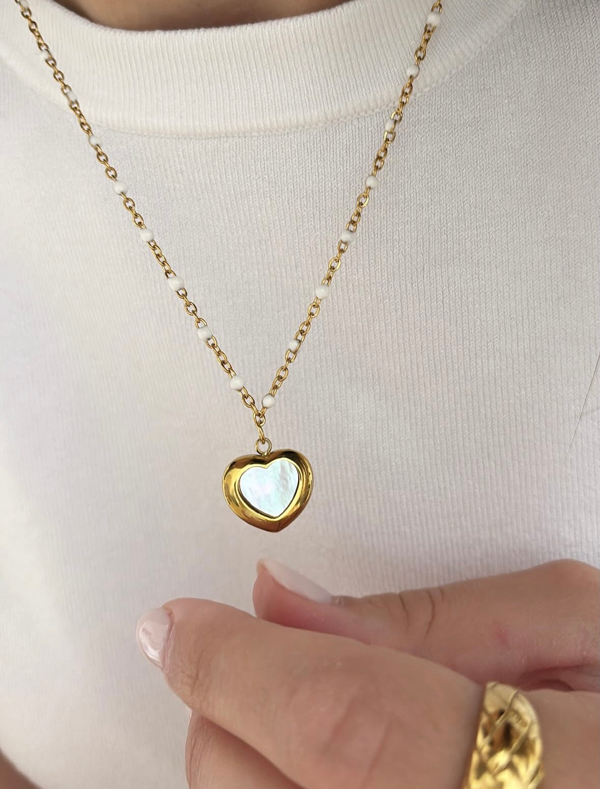 Collana ciondolo madreperla