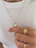 Collana ciondolo madreperla