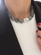 Collana Shanti
