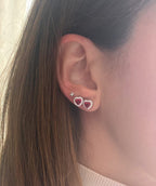 Orecchini a lobo cuoricino incorniciato