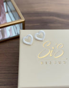 Orecchini a lobo cuore lavorato